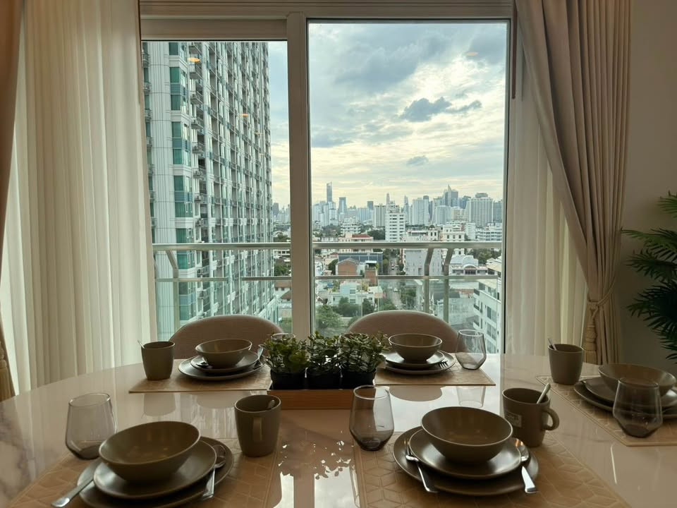 THE HEIGHT THONGLOR Luxury 3-Bedroom 3 Bathrooms Residence | 165 SQ.M. THE HEIGHT THONGLOR Luxury 3-Bedroom 3 Bathrooms Residence | 165 SQ.M.