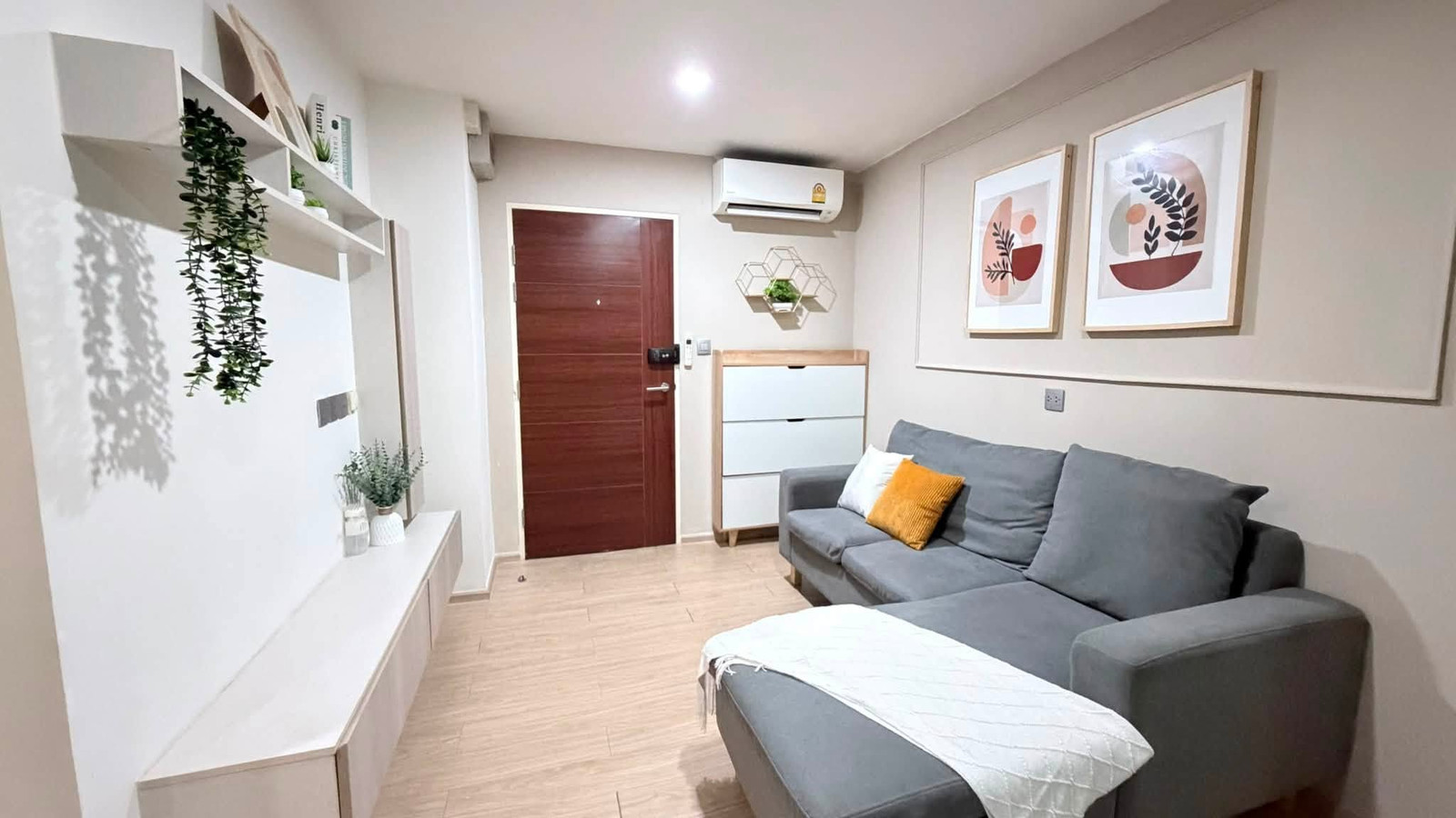 Wynn Condo Phahon Yothin 52 2ห้องนอน ห้องมุม ว่างพร้อมให้เช่า Wynn Condo Phahon Yothin 52 2ห้องนอน ห้องมุม ว่างพร้อมให้เช่า