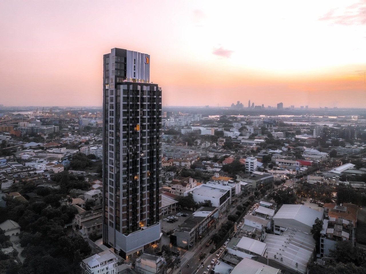 Sukhumvit Condo at BTS Phra Kanong 200Meter  – รูปที่ 2