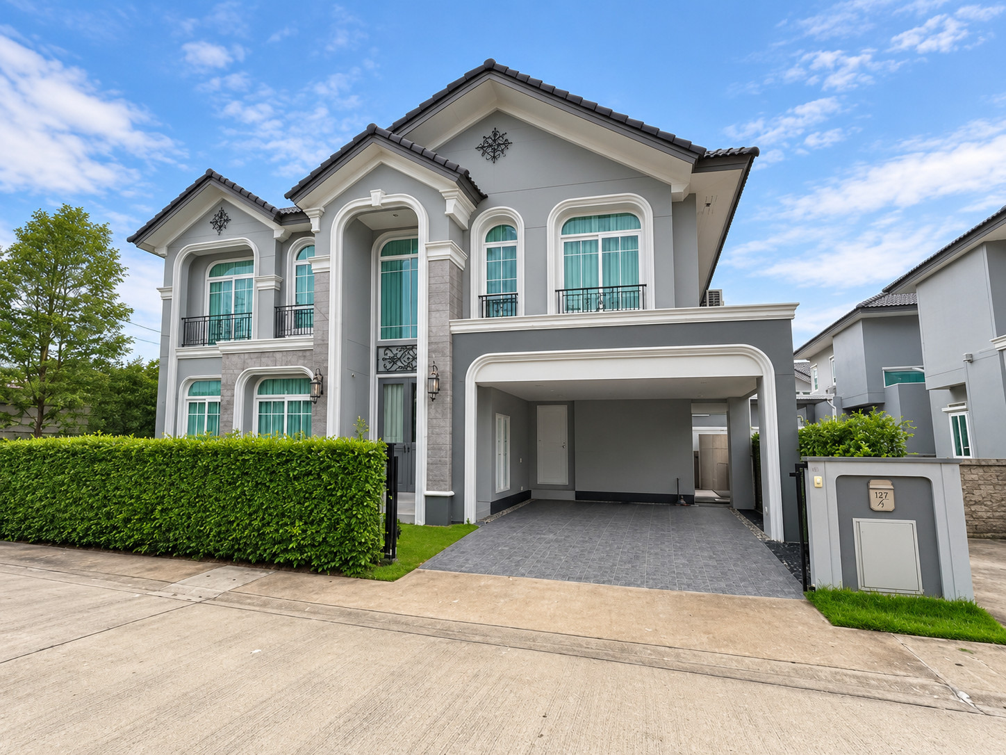 Luxury house for sale and rent, Grandio Future Rangsit (64 sq m.), 5 bedrooms, fully furnished, near Future Rangsit. Luxury house for sale and rent, Grandio Future Rangsit (64 sq m.), 5 bedrooms, fully furnished, near Future Rangsit.