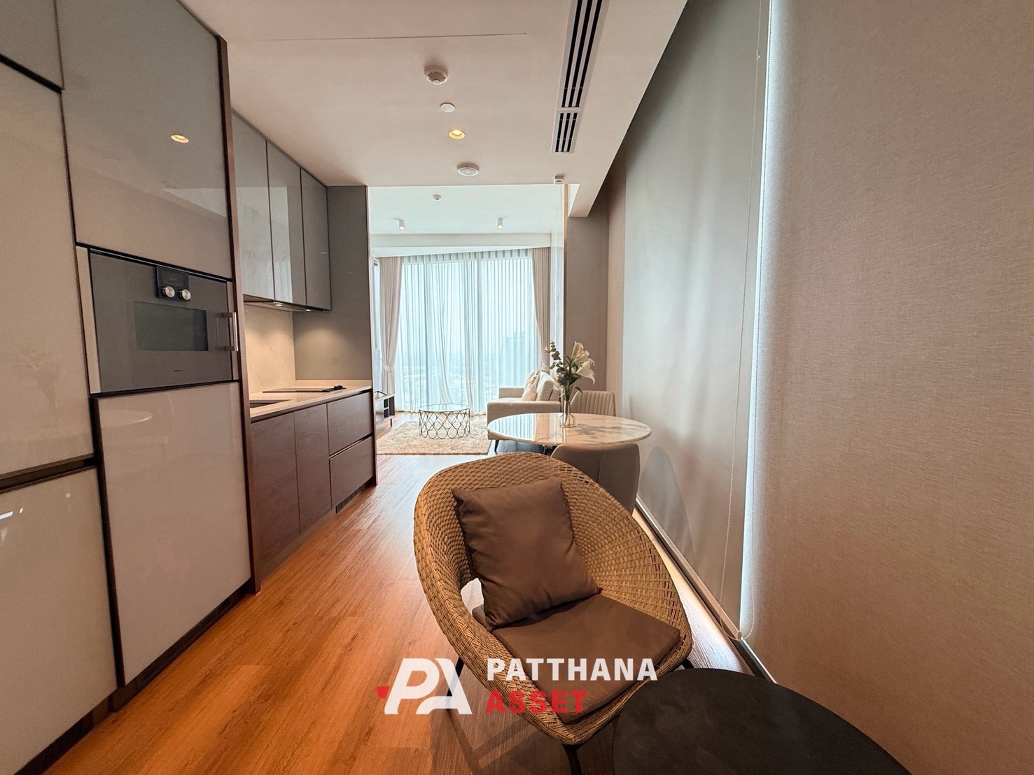 Pet Friendly & Pet Lawn The Estelle Phromphong 🔥 High-Floor Luxury Living at The Estelle Phromphong! Experience ultimate CBD living in this ultra-prime residence. Breathtaking high-floor views, premium finishes, and world-class amenities—ready for yo Pet Friendly & Pet Lawn The Estelle Phromphong 🔥 High-Floor Luxury Living at The Estelle Phromphong! Experience ultimate CBD living in this ultra-prime residence. Breathtaking high-floor views, premium finishes, and world-class amenities—ready for yo