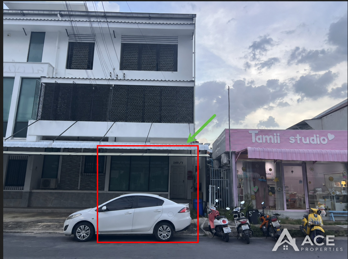 ทาวน์โฮม ยูนิตล่างชั้น 1 (1.5 Bedroom 2 WC Kitchen and Living Area) ซอยรามคำแหง110 (สัมมากร) – รูปที่ 3
