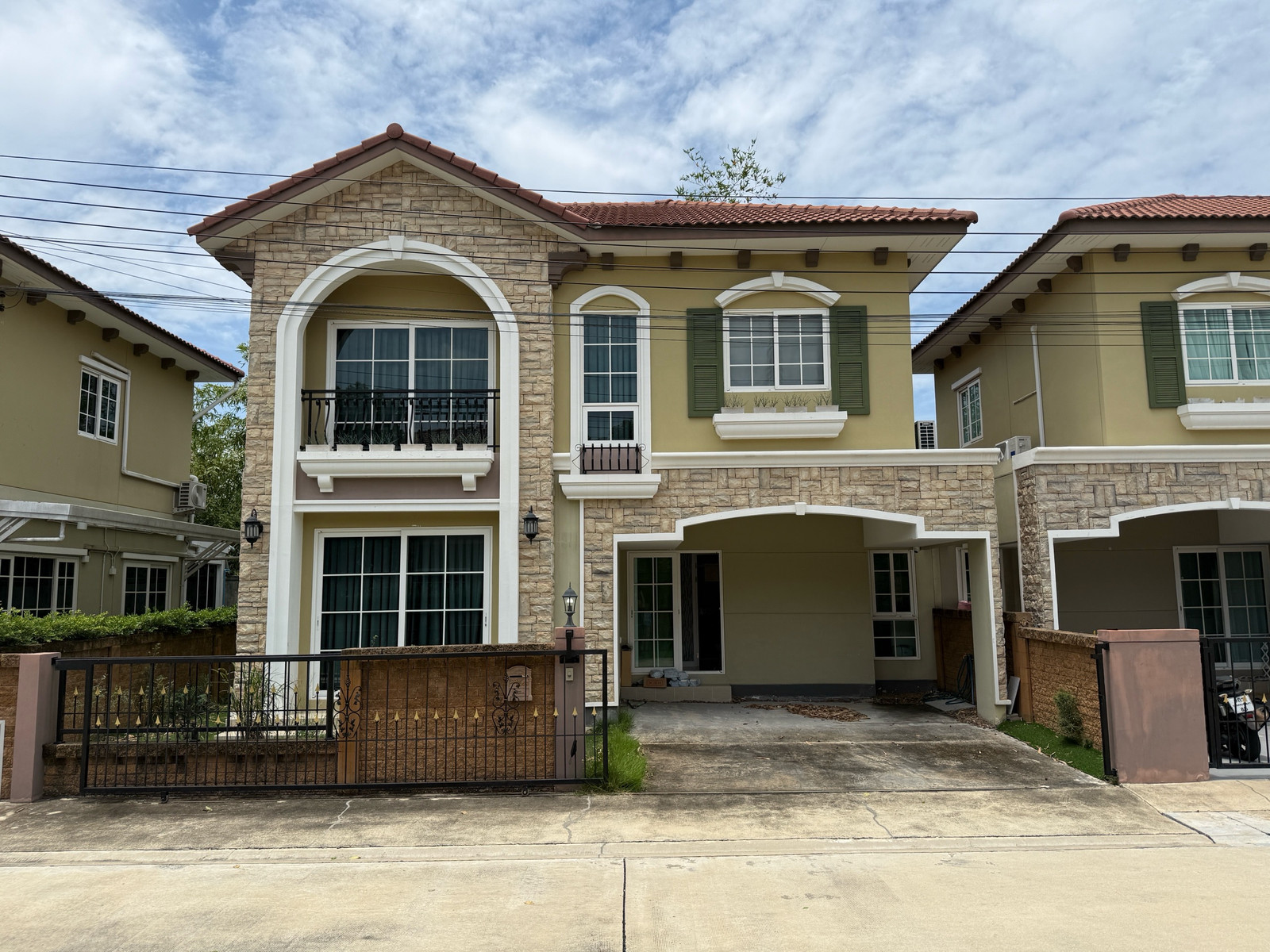 🇬🇧 For Rent: Golden Neo 2 Bangkae | 4-Bedroom House