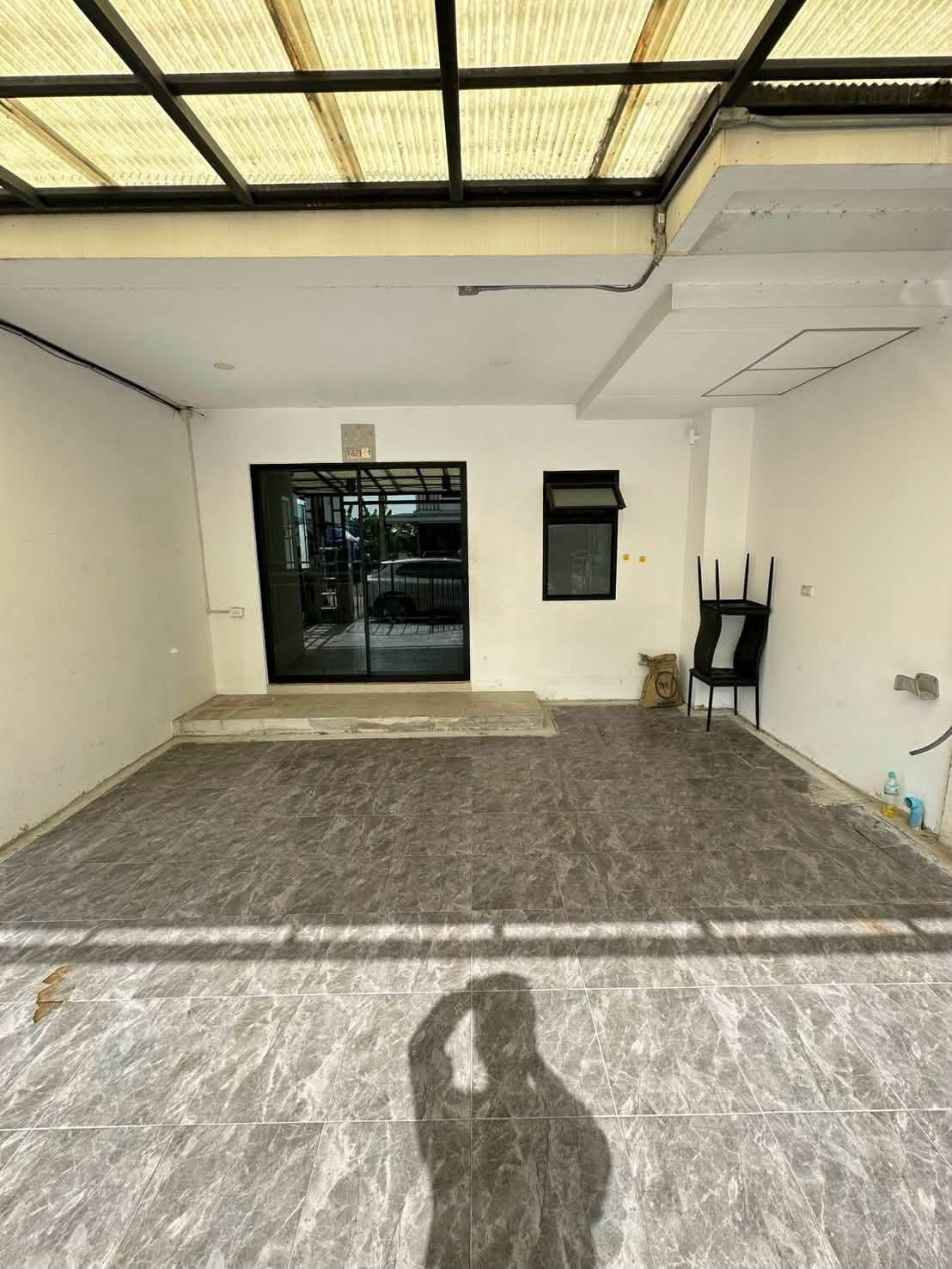 🏡✨ ให้เช่า บ้านหลังมุม | กานดาเพลส คลอง 6 ปทุมธานี 4 ห้องนอน 2 ห้องน้ำ บ้านโปร่ง สว่าง ไม่อึดอัด แบ่งพื้นที่ใช้งานได้หลากหลาย 🐶🐱 เลี้ยงสุนัข/แมวได้ 💥 ค่าเช่าเพียง 12,000 บาท/เดือน | พร้อมเข้าอยู่ – รูปที่ 2