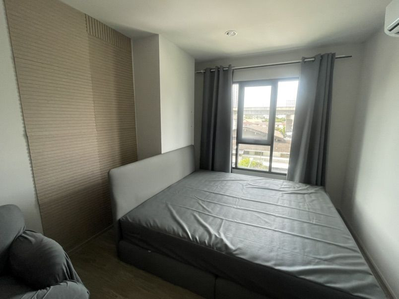For rent: Rye Hua Mak, 4th floor. For rent: Rye Hua Mak, 4th floor.