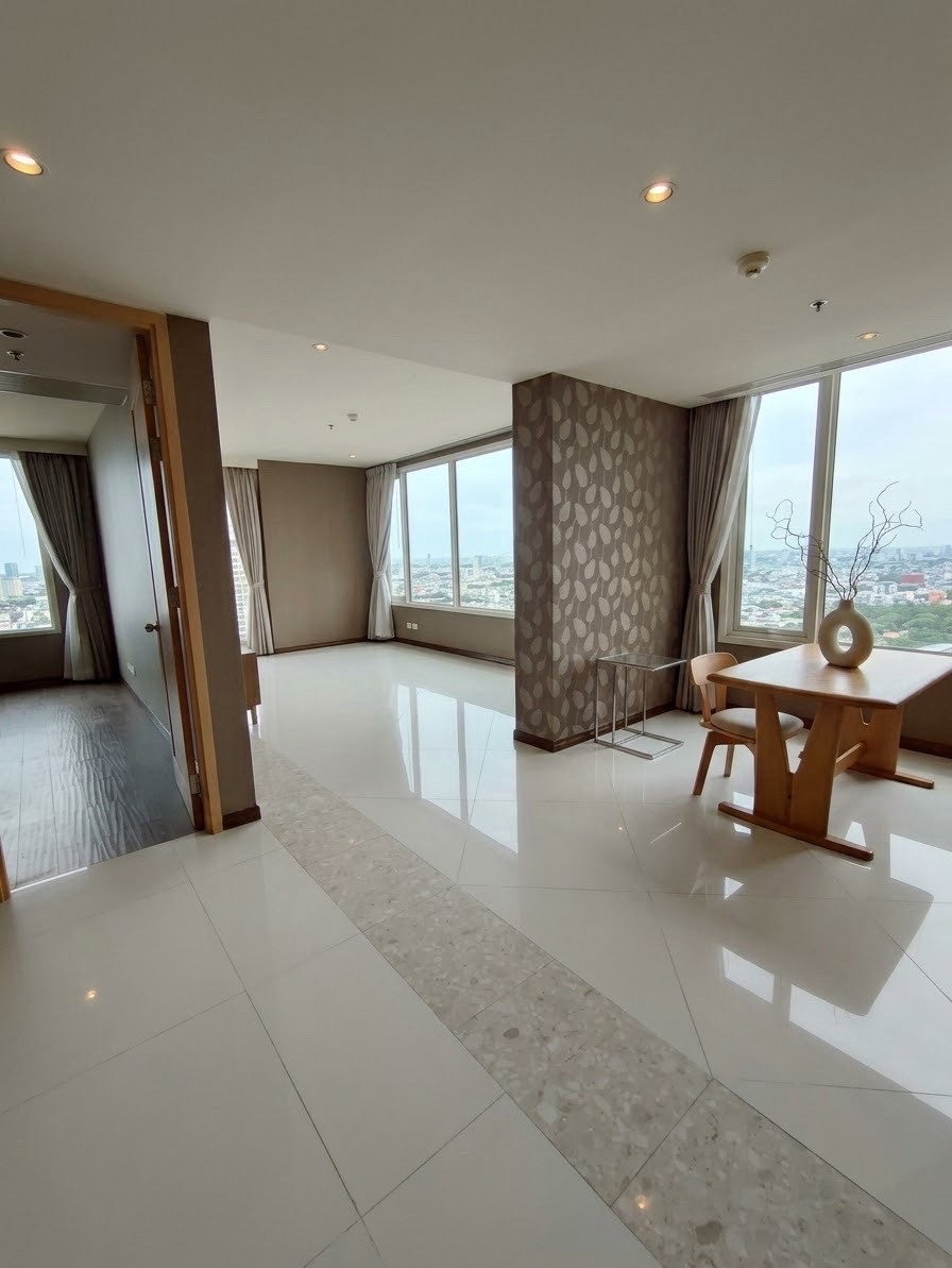 ปล่อยเช่าห้องเปล่าไม่มีเฟอร์📌 The Empire Place 3B3B 135 Sqm call/line 0968516616 ปล่อยเช่าห้องเปล่าไม่มีเฟอร์📌 The Empire Place 3B3B 135 Sqm call/line 0968516616