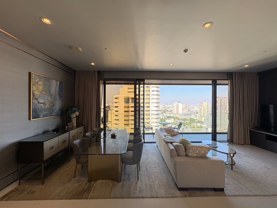 ⭐️ 𝗩𝗶𝘁𝘁𝗼𝗿𝗶𝗼 𝗦𝘂𝗸𝗵𝘂𝗺𝘃𝗶𝘁 𝟯𝟵 ⭐️ ⭐️ 2 Bedrooms 3 Bathrooms For Rent⭐️ ** RENTAL PRICE : 150,000 Baht / month ⭐️ 𝗩𝗶𝘁𝘁𝗼𝗿𝗶𝗼 𝗦𝘂𝗸𝗵𝘂𝗺𝘃𝗶𝘁 𝟯𝟵 ⭐️ ⭐️ 2 Bedrooms 3 Bathrooms For Rent⭐️ ** RENTAL PRICE : 150,000 Baht / month