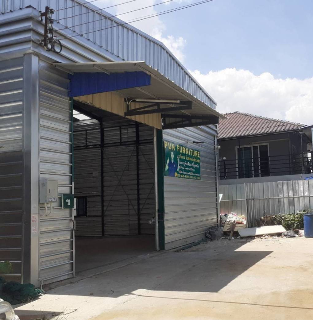 R02 Ready-made warehouse for rent, Theparak Road. R02 Ready-made warehouse for rent, Theparak Road.