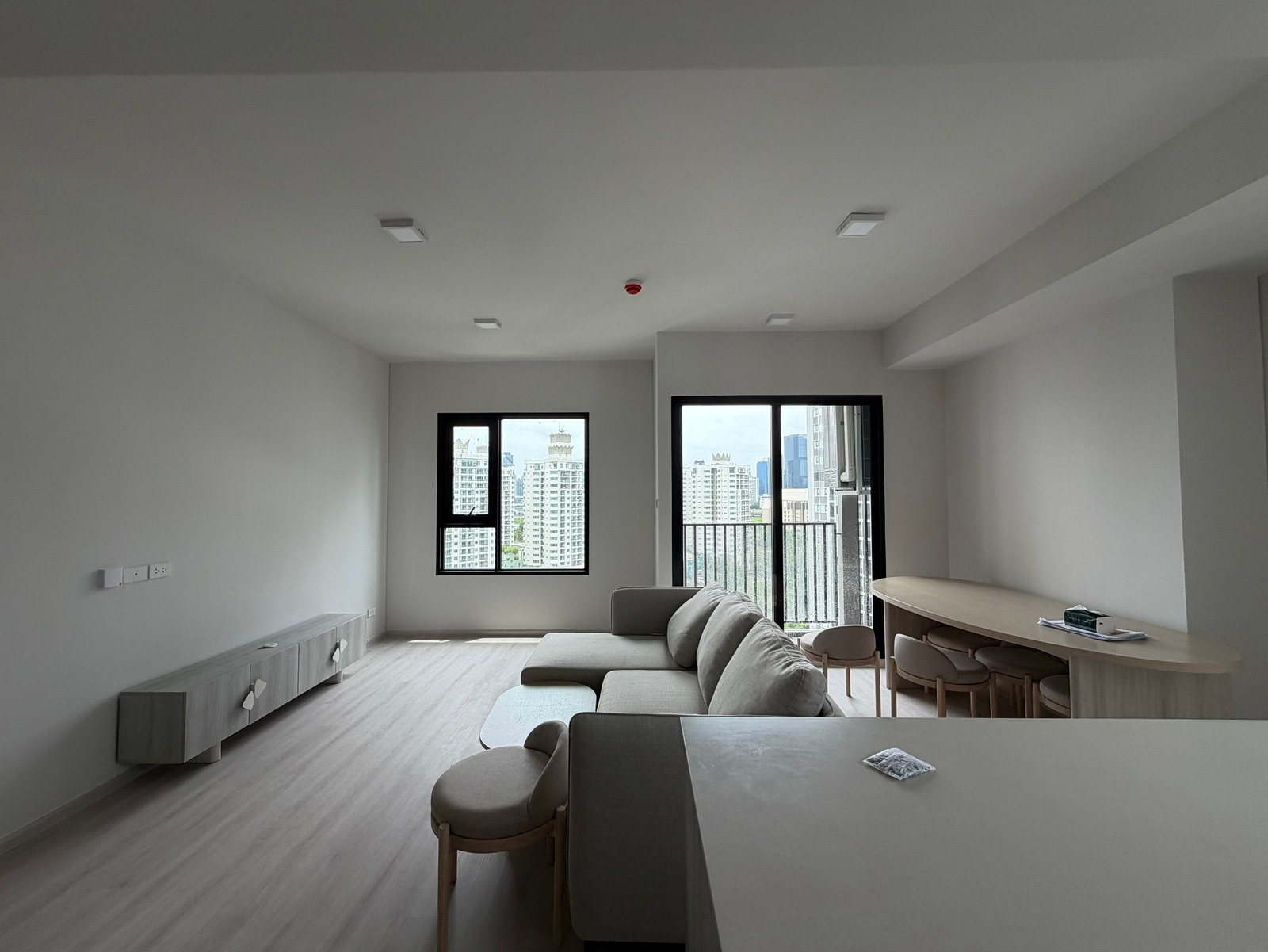 🏙️ FOR RENT | COBE RATCHADA–RAMA 9 ✨ ห้องใหญ่พิเศษ 4 ห้องนอน | 137.72 ตร.ม. | Fully Furnished – รูปที่ 2