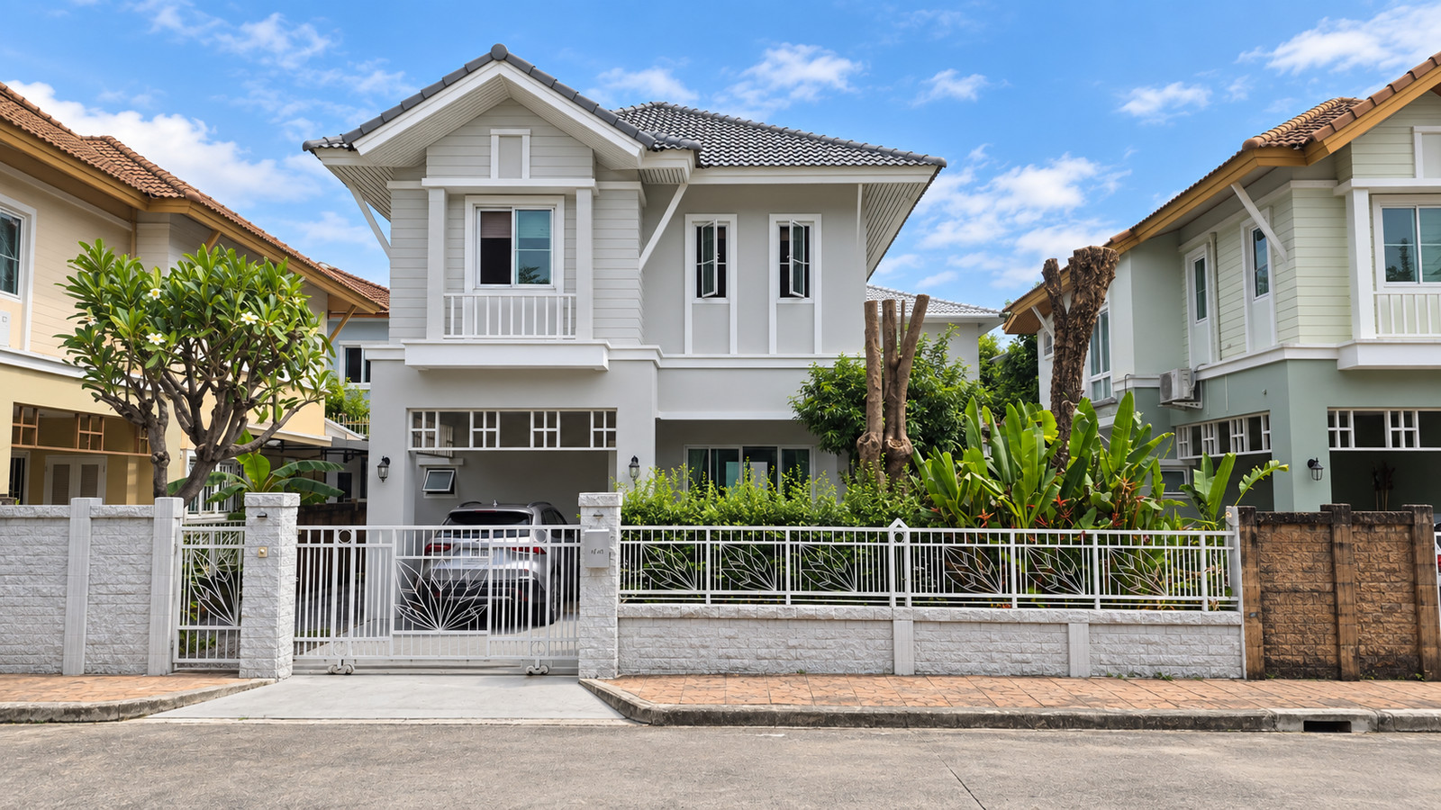 ขายบ้านปริญญดา เกษตร-นวมินทร์ แจ่มจันทร์ (50.9 ตร.ว.) 3 นอน 2 น้ำ รีโนเวทสวย ขายบ้านปริญญดา เกษตร-นวมินทร์ แจ่มจันทร์ (50.9 ตร.ว.) 3 นอน 2 น้ำ รีโนเวทสวย