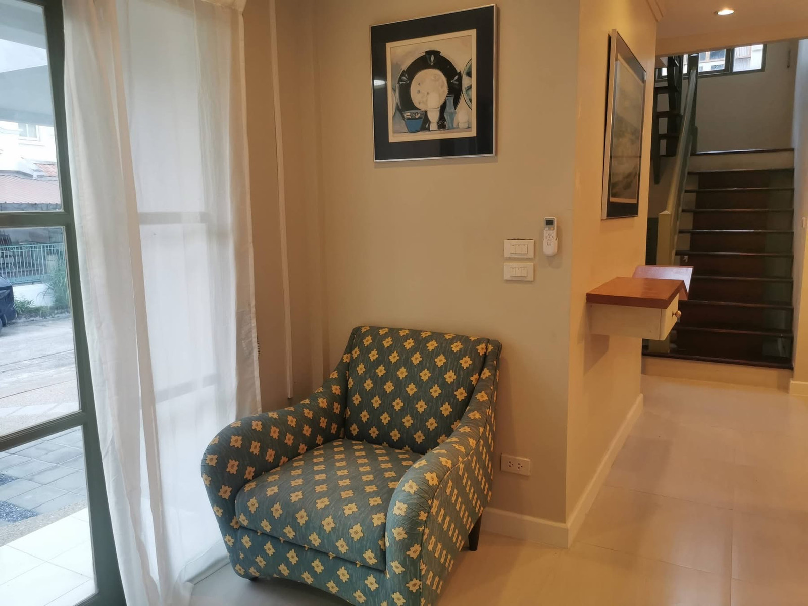 ✨🏡For rent, Chaiyaphruek Village 1, Suwinthawong (Khum Klao 7) 🛋️ Spacious living room With a view of the garden raised to the ceiling 🌿 shady private garden ✨🏡For rent, Chaiyaphruek Village 1, Suwinthawong (Khum Klao 7) 🛋️ Spacious living room With a view of the garden raised to the ceiling 🌿 shady private garden