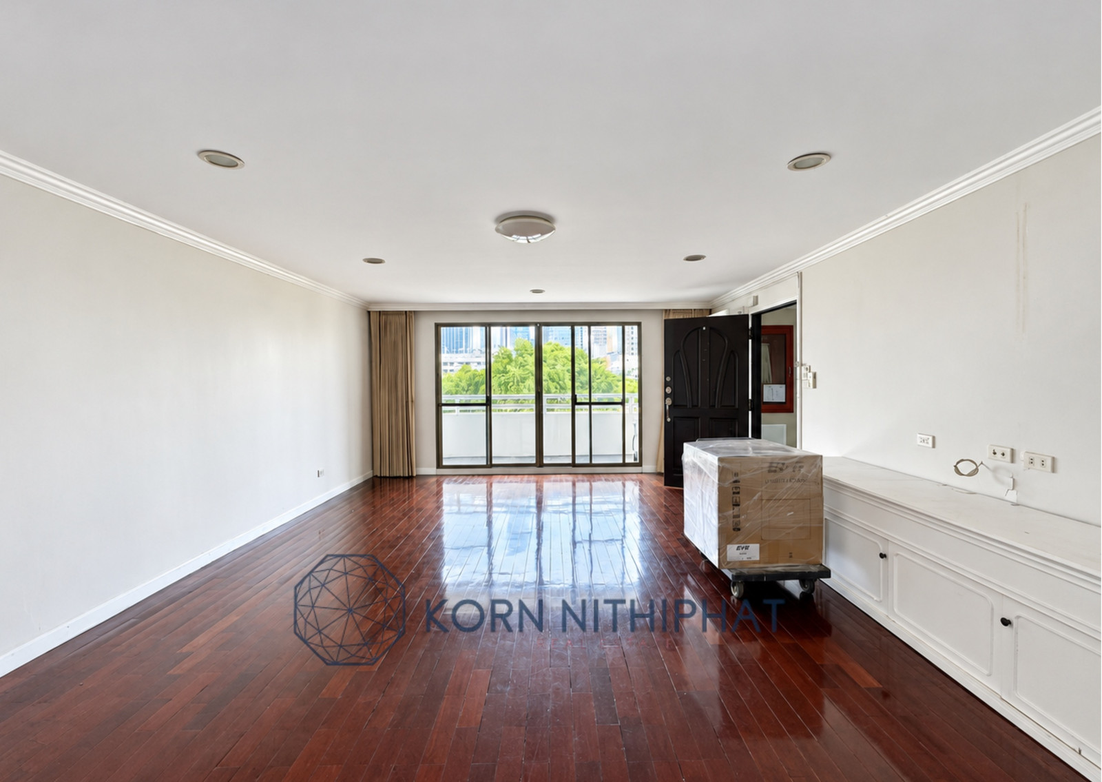 For Rent Pet Friendly Apartment in Phrom Phong - Sukhumvit Bangkok | Near EmQuartier and Rama 4 Road | Cat and Dog Welcome For Rent Pet Friendly Apartment in Phrom Phong - Sukhumvit Bangkok | Near EmQuartier and Rama 4 Road | Cat and Dog Welcome