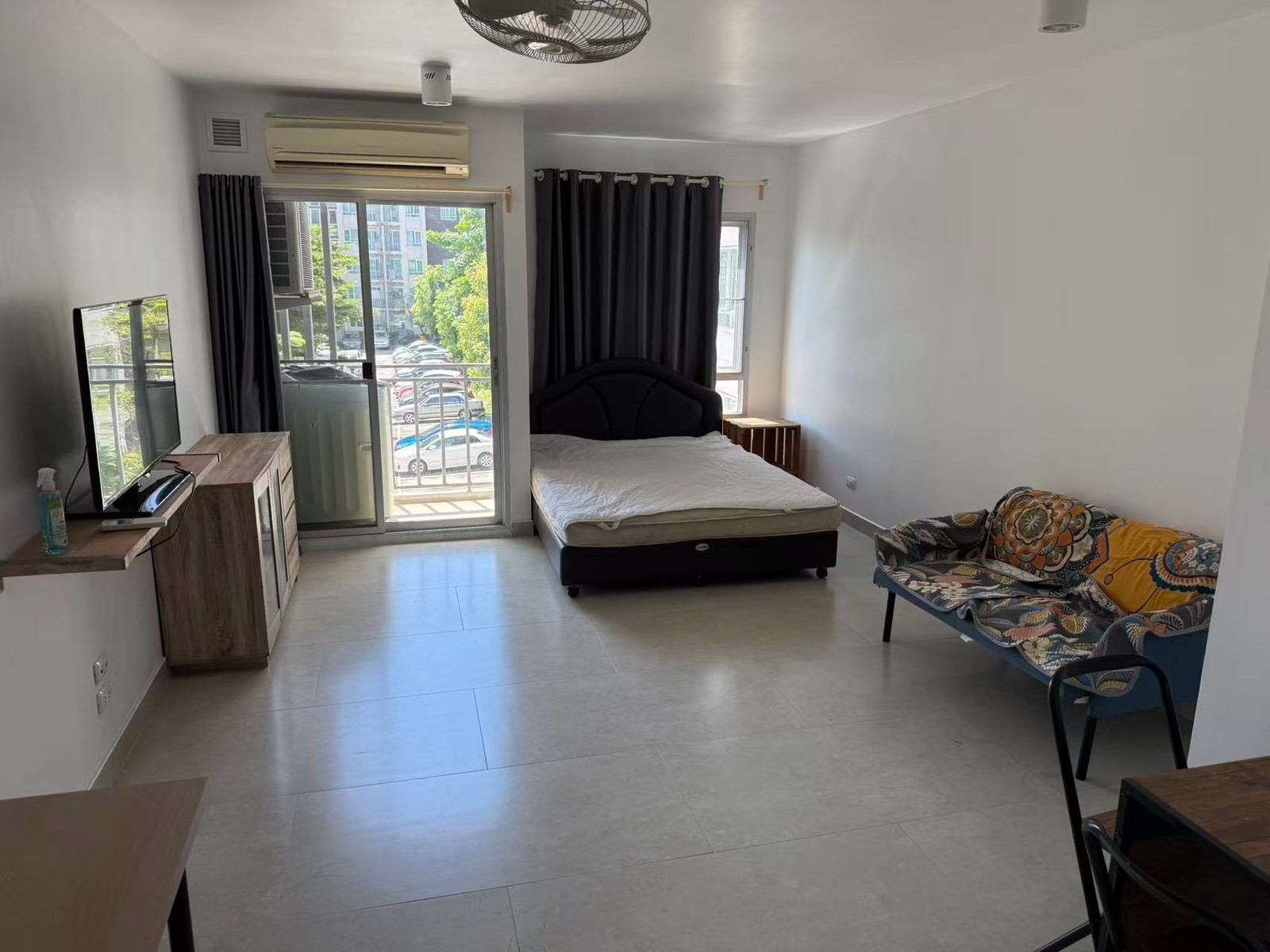 For Sale Iris Avenue Condo Ladkrabang