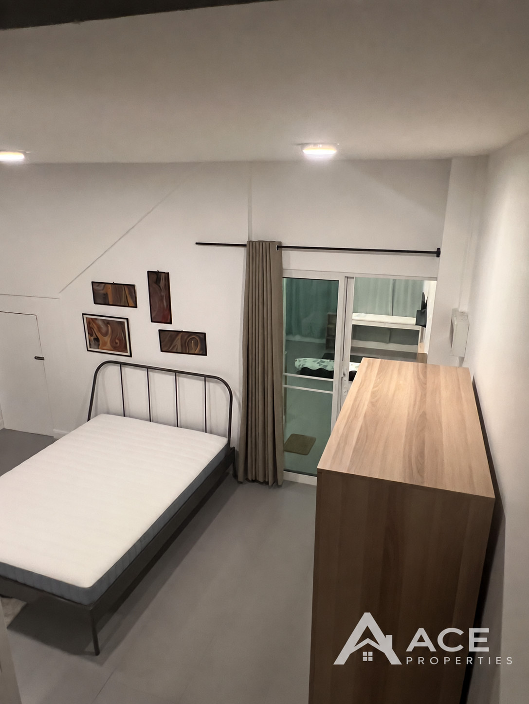 ทาวน์โฮม ยูนิตล่างชั้น 1 (1.5 Bedroom 2 WC Kitchen and Living Area) ซอยรามคำแหง110 (สัมมากร) – รูปที่ 2