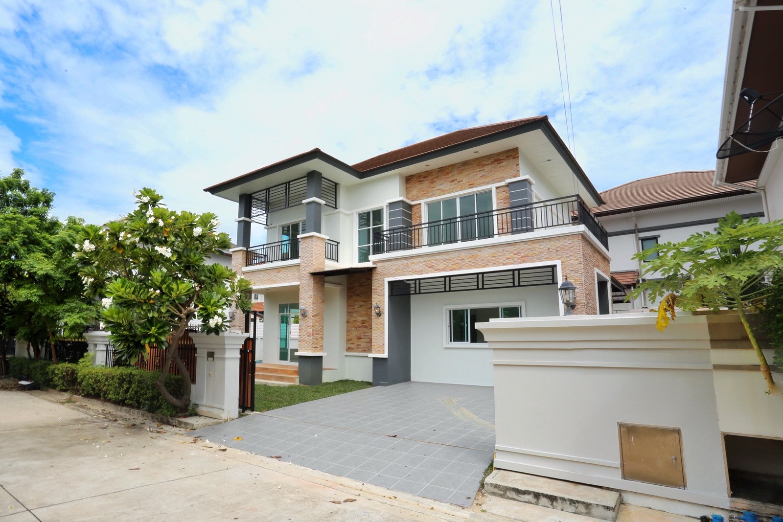 Single house for sale, The Elegance Phetkasem 81, The Elegance Phetkasem 81, best price in the project. Single house for sale, The Elegance Phetkasem 81, The Elegance Phetkasem 81, best price in the project.