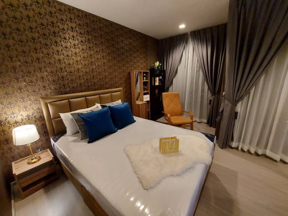 Condo for Rent LIFE Asoke - Rama 9