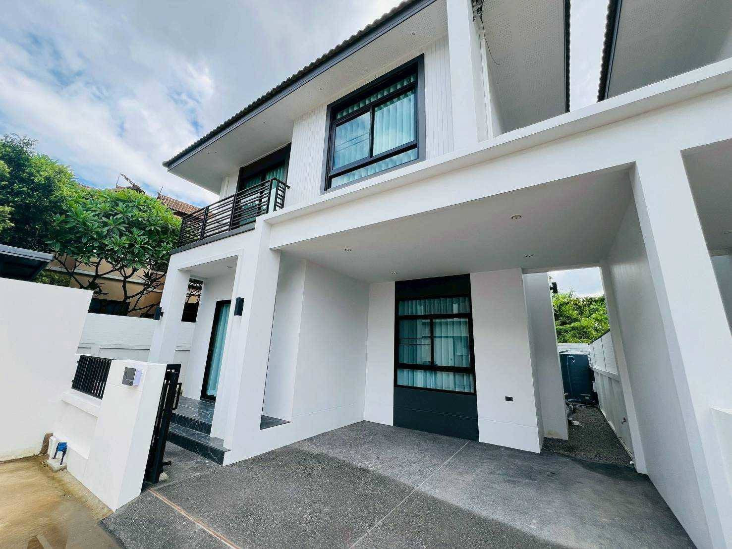 บ้านสร้างใหม่ 2 ชั้น ทำเลบ้านแหวน ซอยธารเจริญ 6 เฟอร์นิเจอร์ครบทั้งหลัง – รูปที่ 2