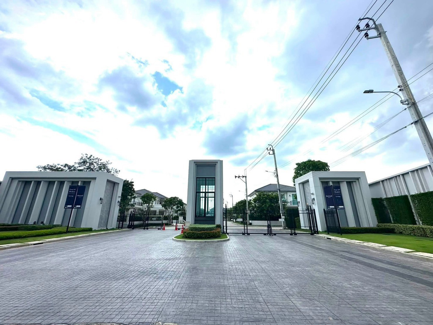 🏡✨ ให้เช่า บ้านเดี่ยวหรู ลัดดารมย์ จตุโชติ 15 4 ห้องนอน 3 ห้องน้ำ พื้นที่กว้าง 240 ตร.ม. พร้อมเฟอร์นิเจอร์และเครื่องใช้ไฟฟ้า และเดินทางสะดวก ใกล้ทางด่วนจตุโชติและสุขาภิบาล 5 – รูปที่ 2