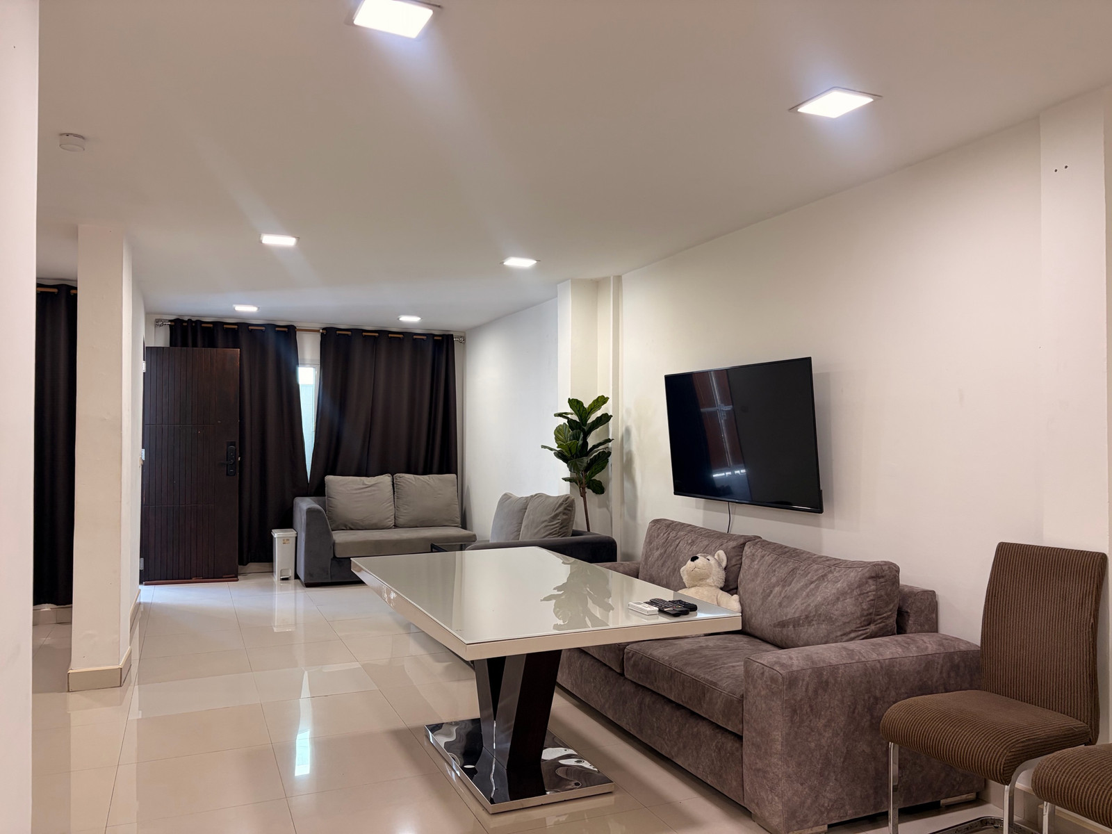 ให้เช่า Townhouse 2 ชั้น 3 ห้องนอน 3 ห้องน้ำ ขนาด 180 ตร.ม. ใกล้ BTS พร้อมพงษ์ 1 กม. เลี้ยงสัตว์ได้ – รูปที่ 4
