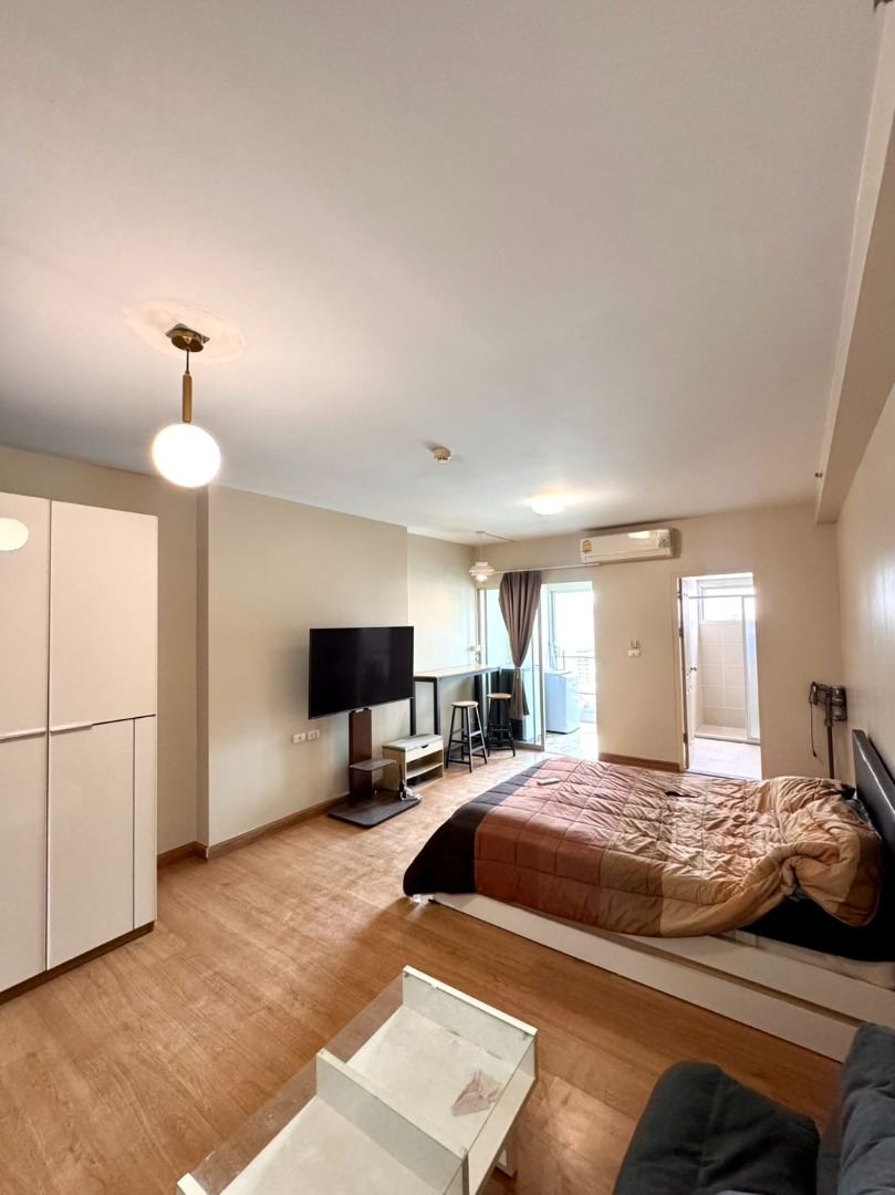 [Agent Post] ✨ให้เช่า Supalai Park Ekkamai - Thonglor | Studio ชั้นสูง วิวเมือง | 13,500 บาท/เดือน