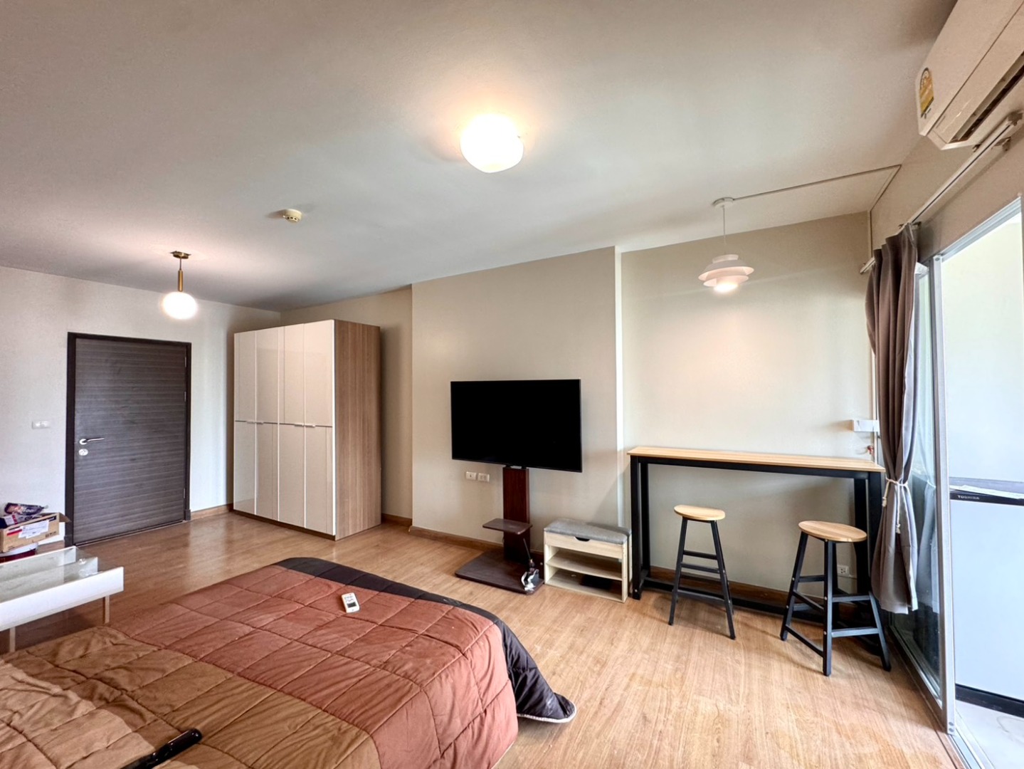 [Agent Post] ✨ให้เช่า Supalai Park Ekkamai - Thonglor | Studio ชั้นสูง วิวเมือง | 13,500 บาท/เดือน – รูปที่ 3
