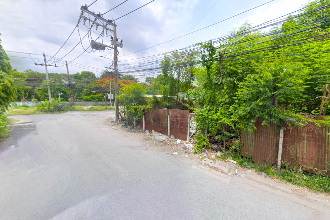 Land for sale, Soi Lat Phrao 80, size 374 sq m, near Lat Phrao Road, just 1 km. DD Land for sale, Soi Lat Phrao 80, size 374 sq m, near Lat Phrao Road, just 1 km. DD