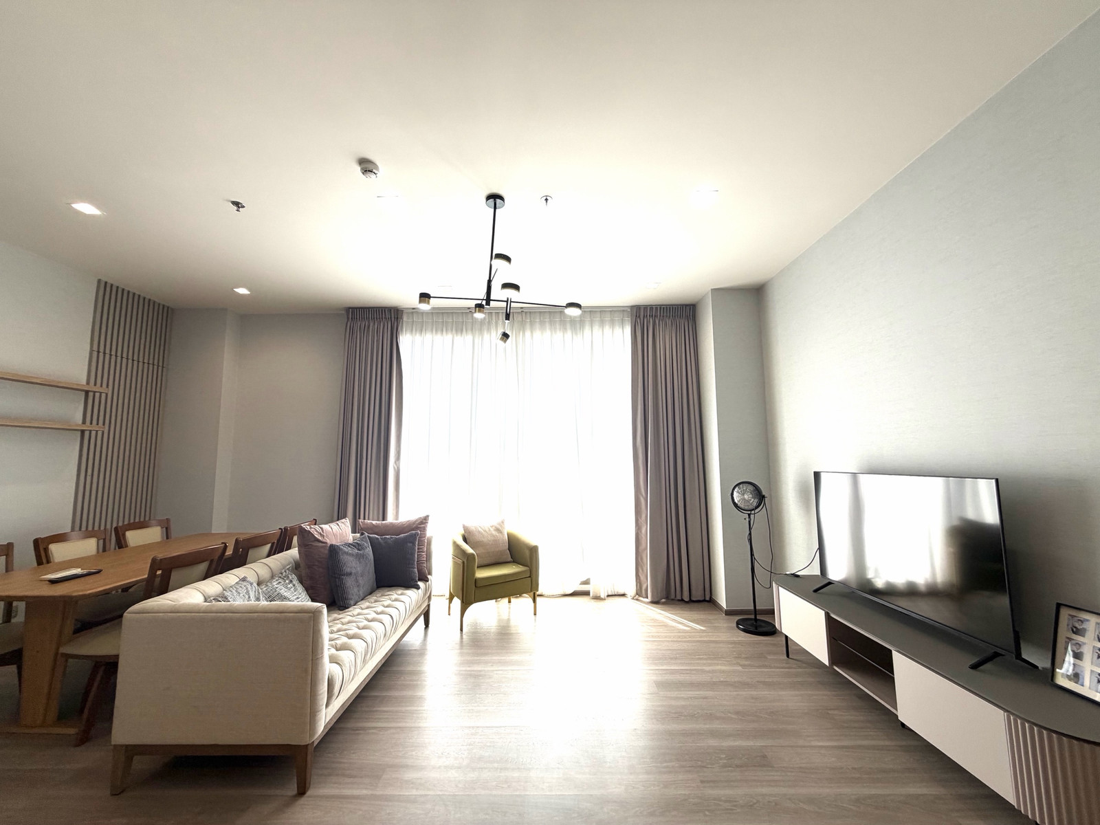 🔥For Rent📍 Rhythm Charoenkrung Pavillion📍3 bedrooms 135 Sq.M. 📍100,000 Call/Line : 0954597992