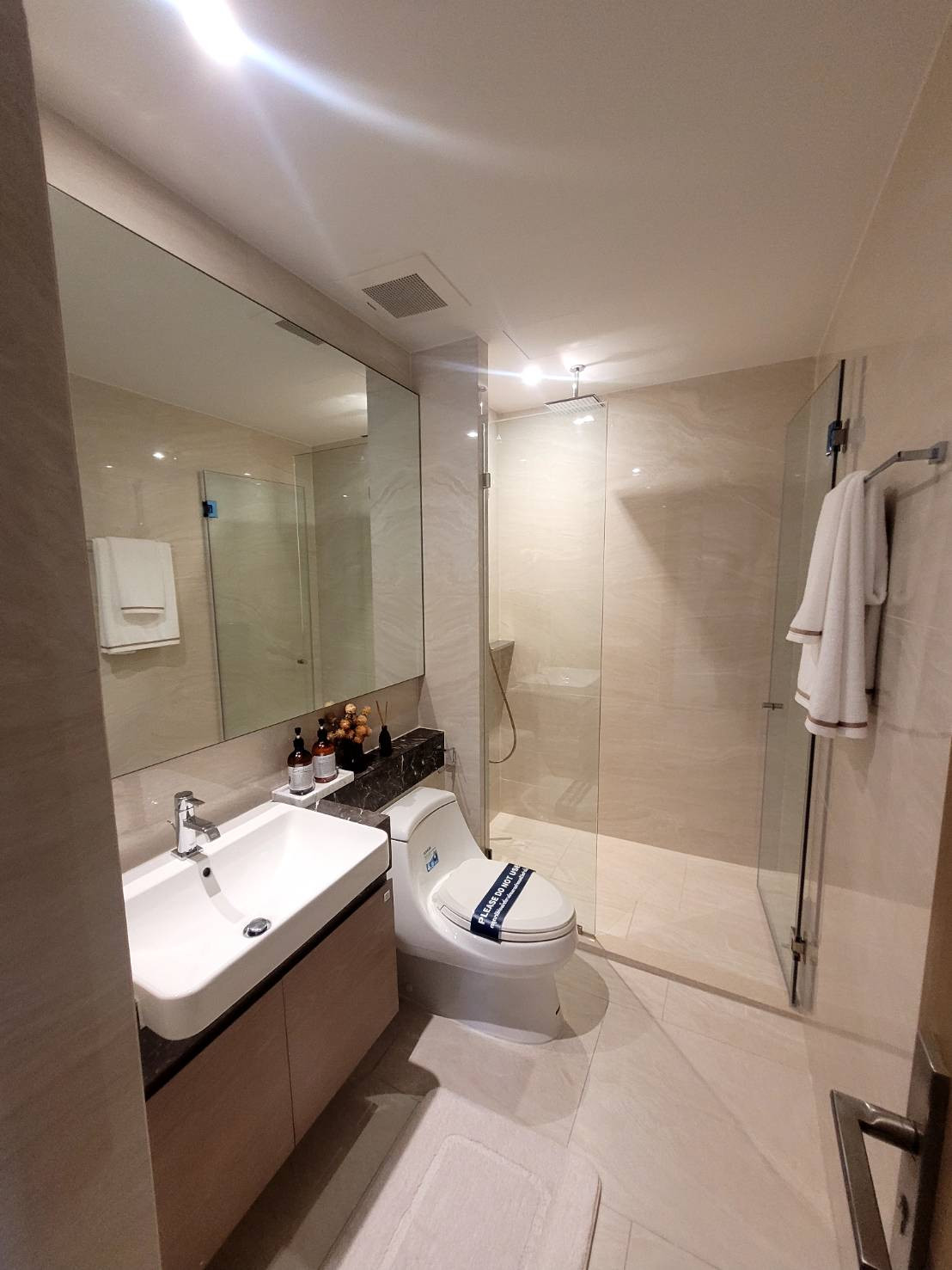 ด่วน ห้องสุดท้ายของโครงการ 2 ห้องนอน 2 ห้องน้ำ Ashton silom สนใจติดต่อ 065-464-9497 – รูปที่ 3