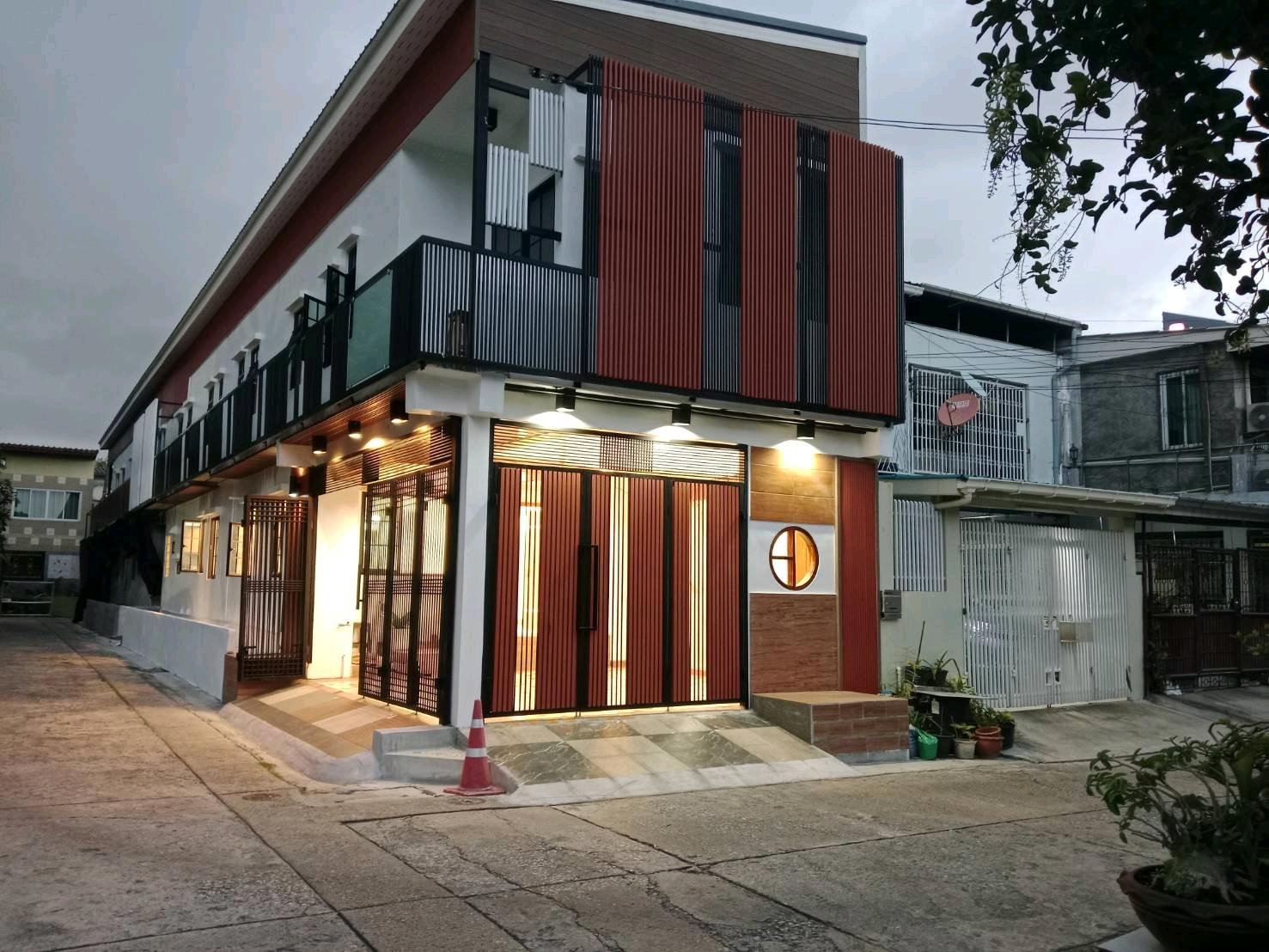 ขาย/เช่า บ้านสุขุมวิท ติดรถไฟฟ้า BTS ( Sukumvit road / soi 68) – รูปที่ 3