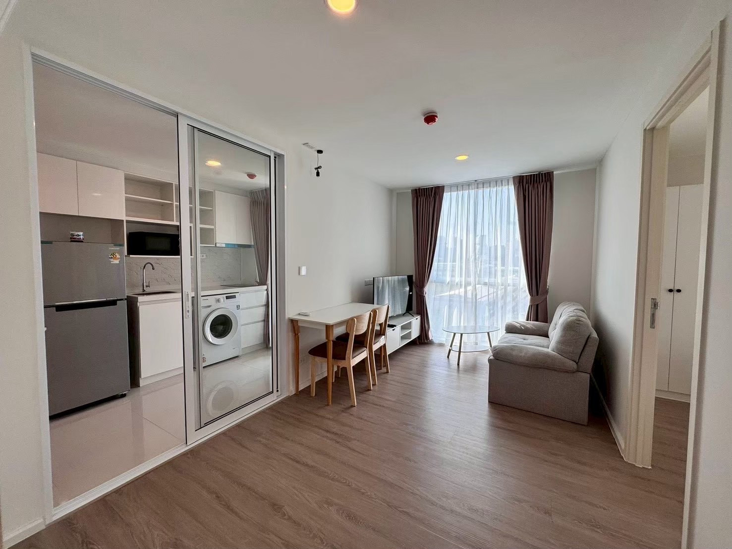 [For Rent] Condo Chateau In Town Major Ratchayothin