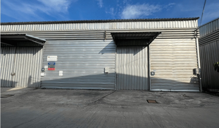 R02 Ready-made warehouse for rent, Theparak Road.
