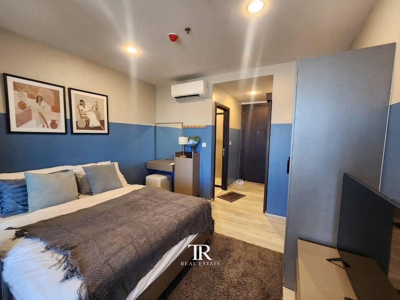 🏡 Condo for rent XT Huai Khwang | 1 bedroom | 2 bathrooms | 30 sq m. | 33rd floor | Huai Khwang | 💰 17,500 baht/month | LINE: @944hjngx | Code: UE0074