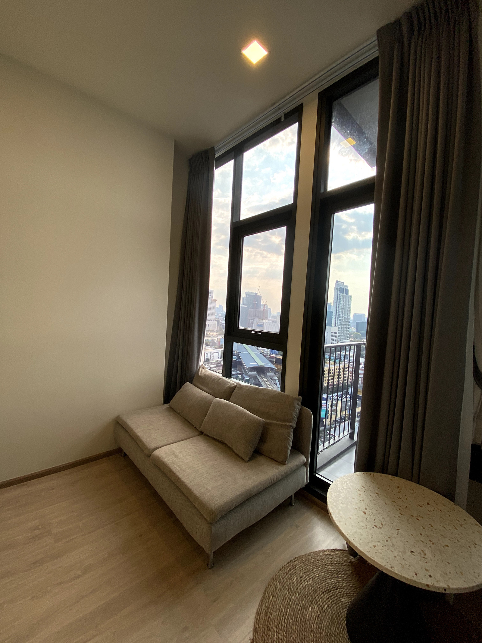 The  sells it himself, Centric Ratchayothin, 3 meter ceiling, comfortable to live in. – รูปที่ 3