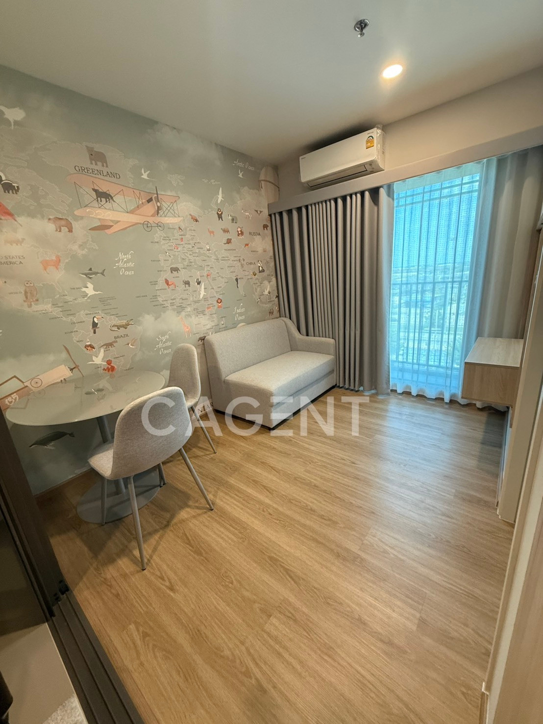 Condo for rent “Escent Ville Suphanburi“ new condo next to Robinson Lifestyle Suphanburi. Condo for rent “Escent Ville Suphanburi“ new condo next to Robinson Lifestyle Suphanburi.