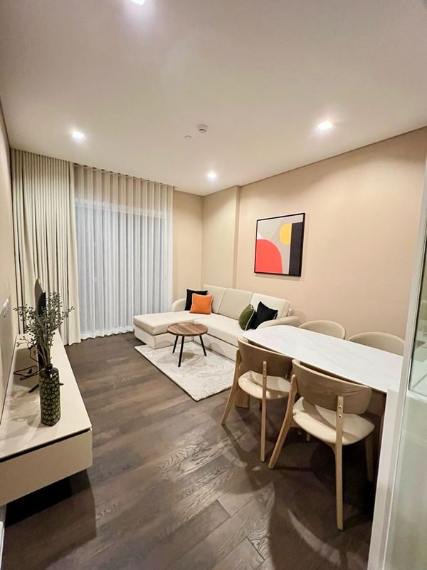 Condo for Rent The Saint Residences