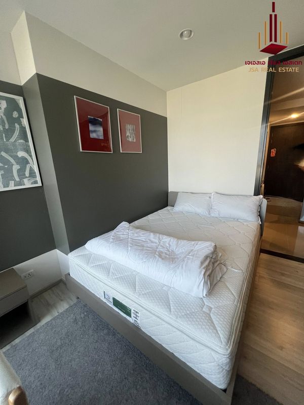 ✨ For Rent: XT Huaikhwang Condo ✨ 💰 Only 17,500 THB/month