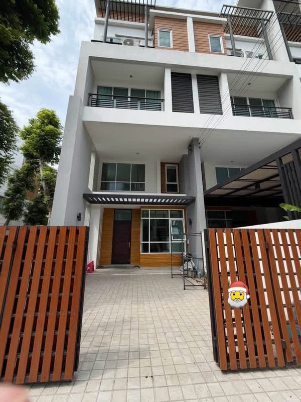 🏡✨ ให้เช่า ทาวน์โฮม 4 ชั้น The Sereno Townhome by Bonanza – แจ้งวัฒนะ 15 3 ห้องนอน 3 ห้องน้ำ หลังมุม ใจกลางแจ้งวัฒนะ ✔️ ไม่รับสัตว์เลี้ยง 💥 ลดพิเศษเหลือเพียง 25,000 บาท/เดือน | พร้อมเข้าอยู่