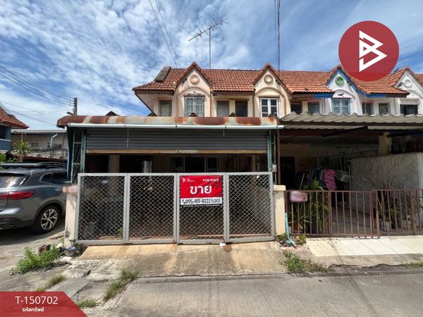 Townhouse for sale Eastern Land And House Village, Chonburi (Eastern Land And House) ready to move in.