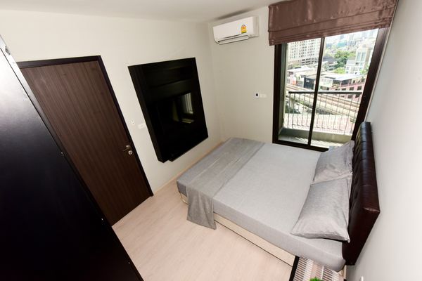 For rent Condo  Rhythm Sukhumvit 44/1 Fully Furnished  (S15-27112)