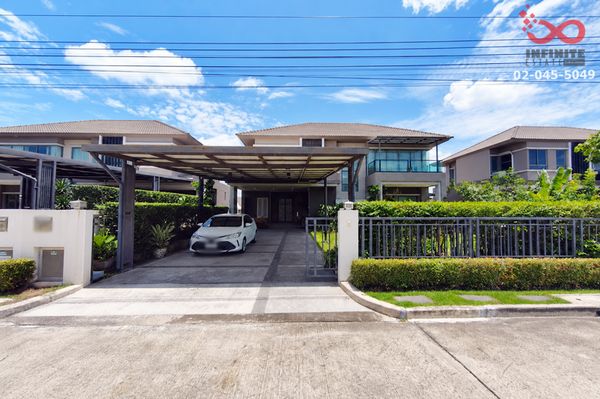 Luxury detached house for sale, 100 sq m, Life Bangkok Boulevard Ratchaphruek-Rattanathibet. Near DBS International School