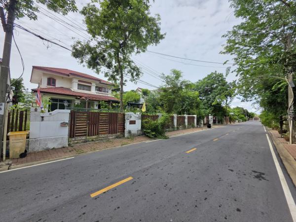 ขายบ้าน  ลดาวัลย์ ปิ่นเกล้า - บรมราชชนนี ศาลาธรรมสพน์ เขต ทวีวัฒนา กรุงเทพ CX-173137