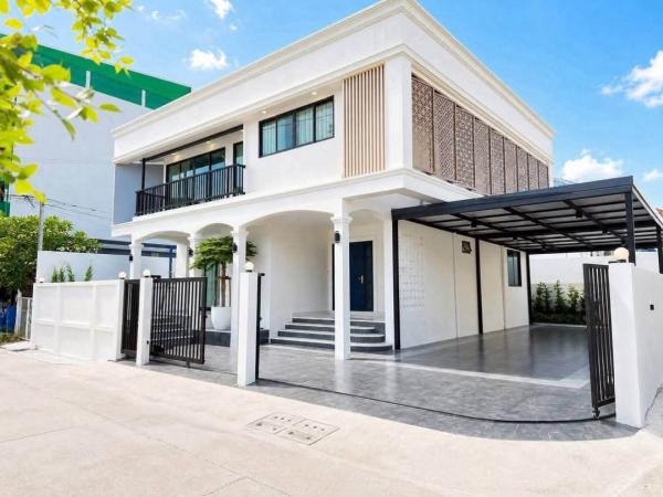 ขายบ้านลูกโอ๊ค  นวมินทร์ เขต บางกะปิ กรุงเทพ CX-173567