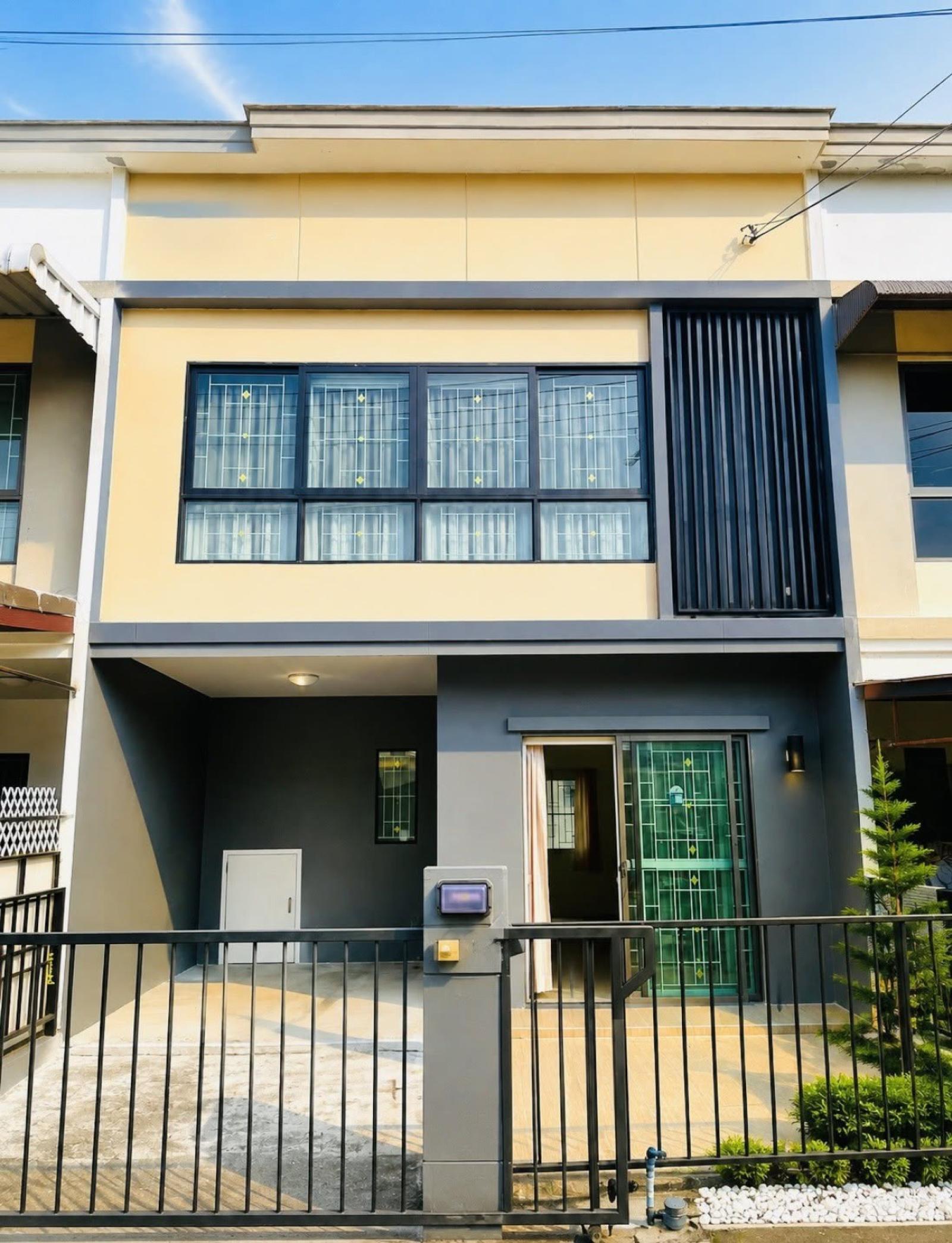 For Sale Townhouse/Townhome  , BAAN PRUKSA 83 BOROMMARATCHACHONNANI-SAI 5 , Sala Ya , Phutthamonthon , Nakhon Pathom , CX-173641