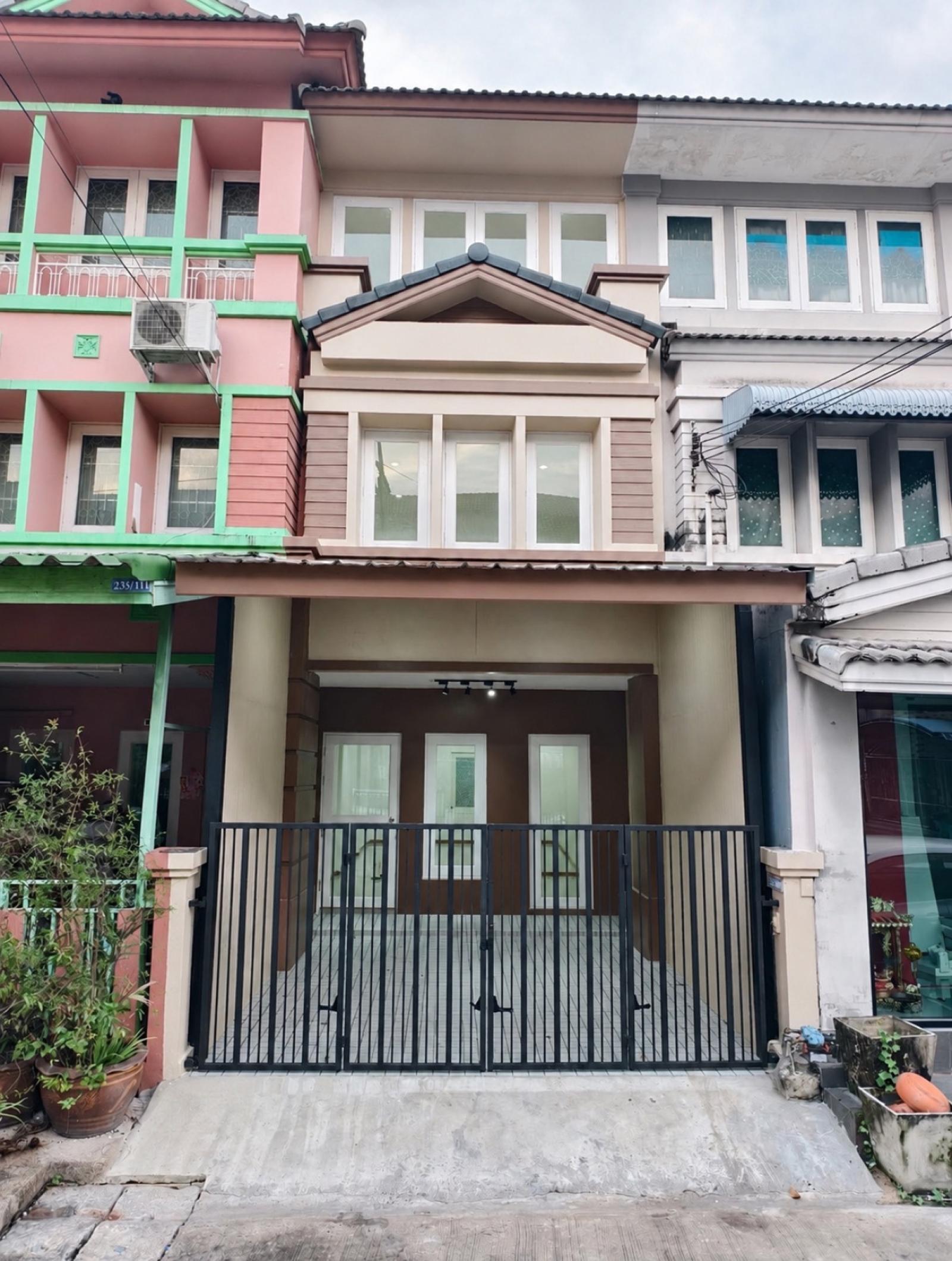 For Sale Townhouse/Townhome , Thanathong City , newly renovated , Nong Khaem , Nong Khaem , Bangkok , CX-173823 For Sale Townhouse/Townhome , Thanathong City , newly renovated , Nong Khaem , Nong Khaem , Bangkok , CX-173823