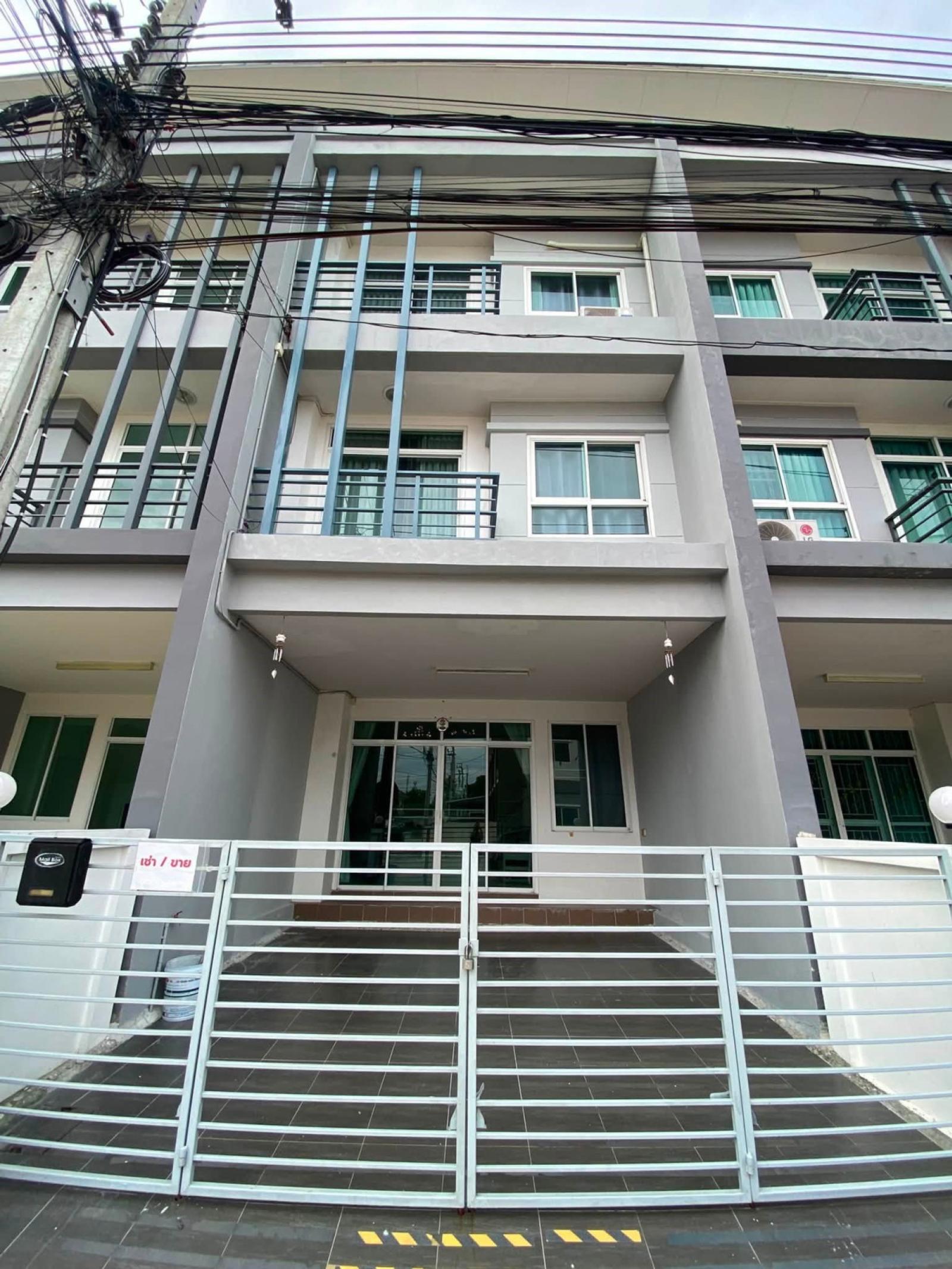 For Sale Townhouse/Townhome , Ruenrudee 7 Ramindra - Hathairat , Bang Chan , Khlong Sam Wa , Bangkok , CX-173635 For Sale Townhouse/Townhome , Ruenrudee 7 Ramindra - Hathairat , Bang Chan , Khlong Sam Wa , Bangkok , CX-173635