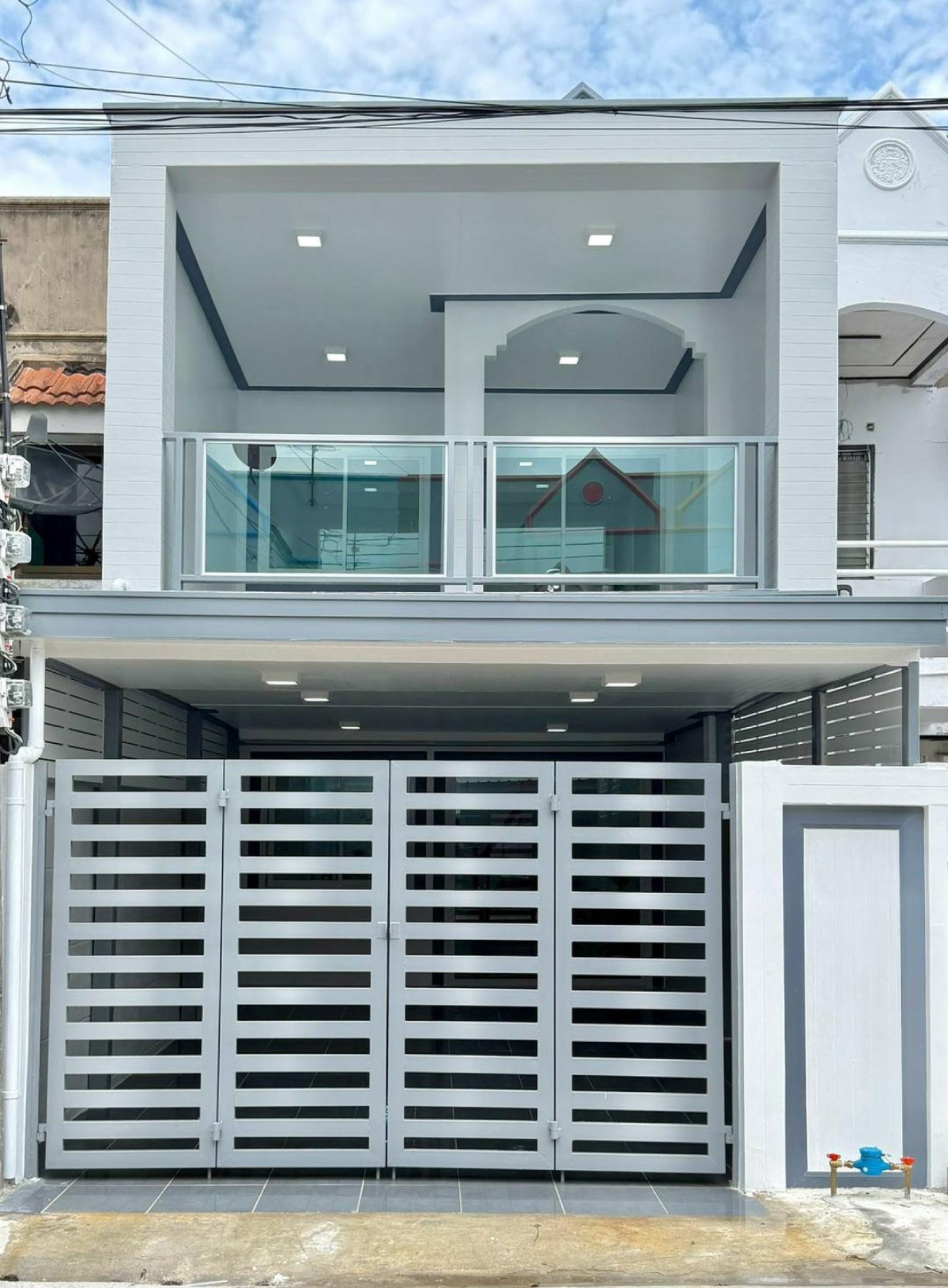 For Sale Townhouse/Townhome , Suanthong Village , newly renovated , MRT-Yak Tiwanon , Talat Khwan , Mueang Nonthaburi , Nonthaburi , CX-173362 For Sale Townhouse/Townhome , Suanthong Village , newly renovated , MRT-Yak Tiwanon , Talat Khwan , Mueang Nonthaburi , Nonthaburi , CX-173362