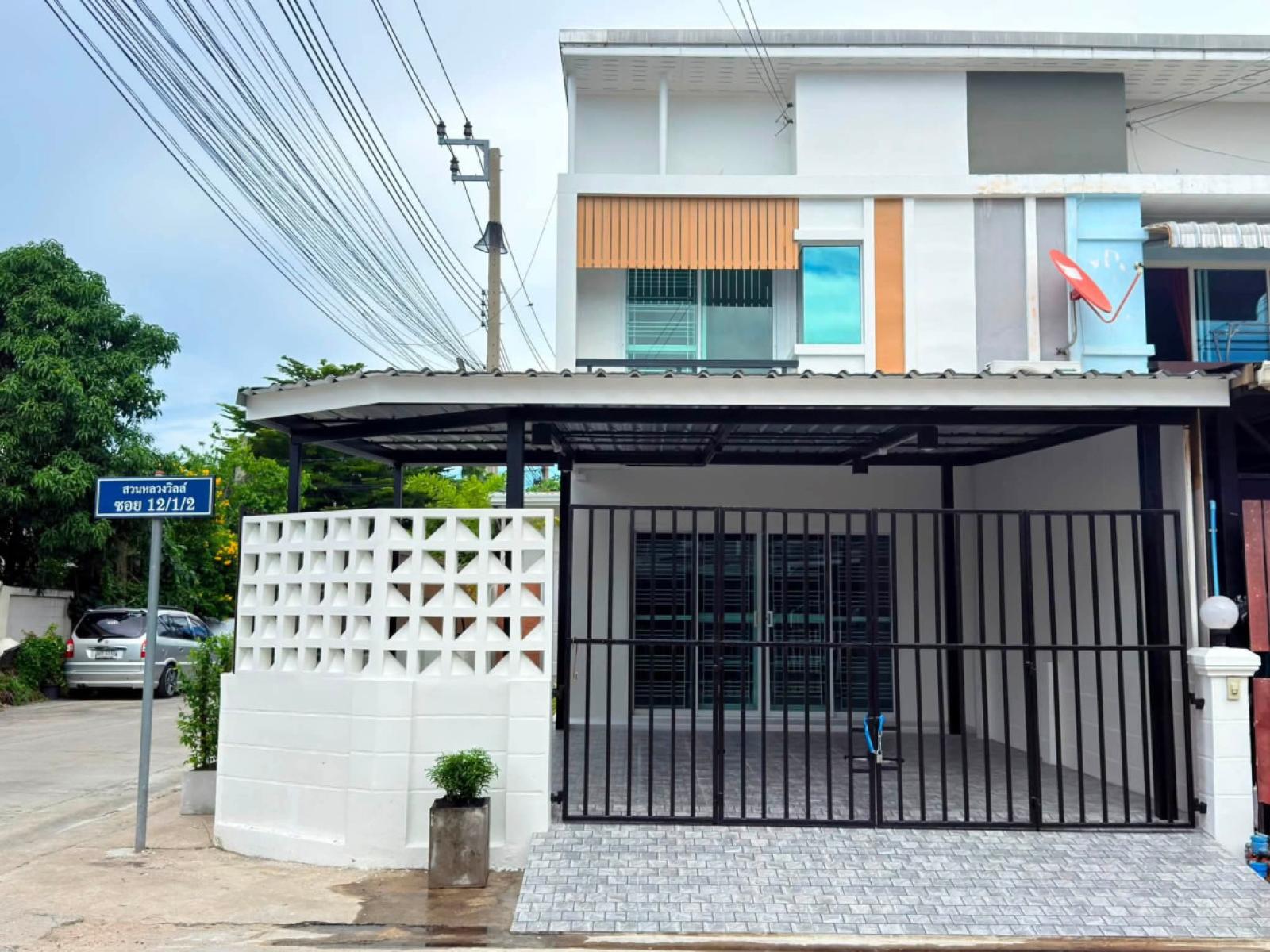 For Sale Townhouse/Townhome  , Suanluang Ville 5 , corner unit , newly renovated , MRT-Suan Luang Rama 9 , Suan Luang , Suan Luang , Bangkok , CX-172867