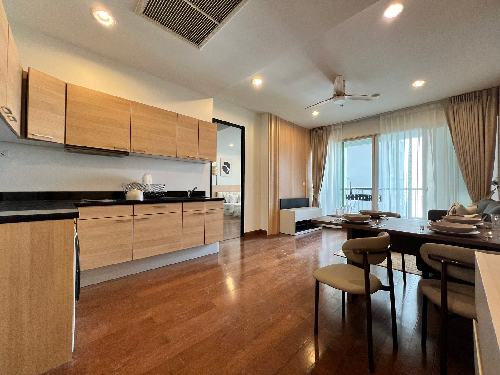 ให้เช่าห้องรีโนเวทใหม่ 1 นอน 59ตรม the address chidlom เพียง 35k ต่อ/เดือน ให้เช่าห้องรีโนเวทใหม่ 1 นอน 59ตรม the address chidlom เพียง 35k ต่อ/เดือน
