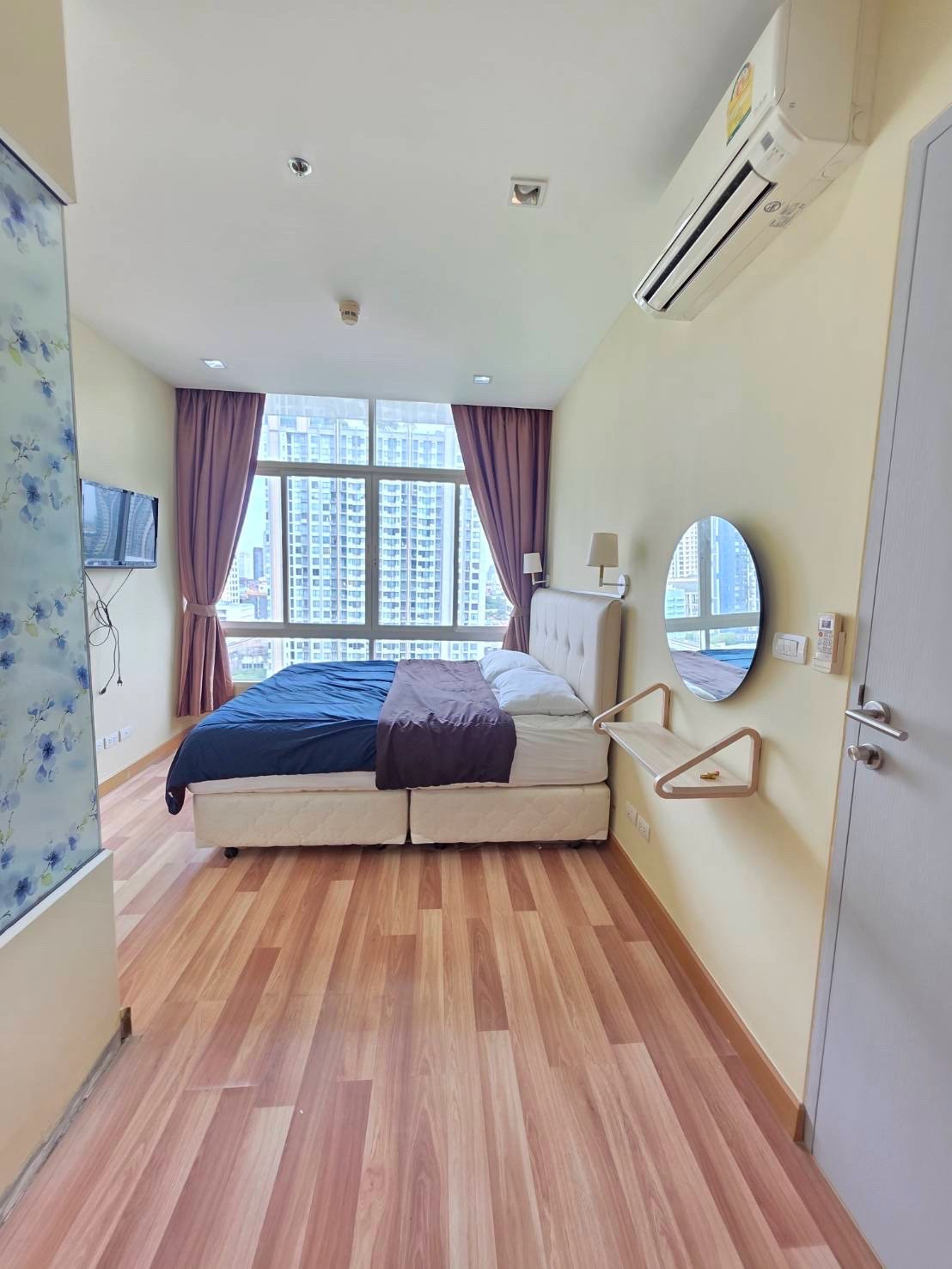 High floor room, near BTS On Nut, convenient travel, ready to move in.