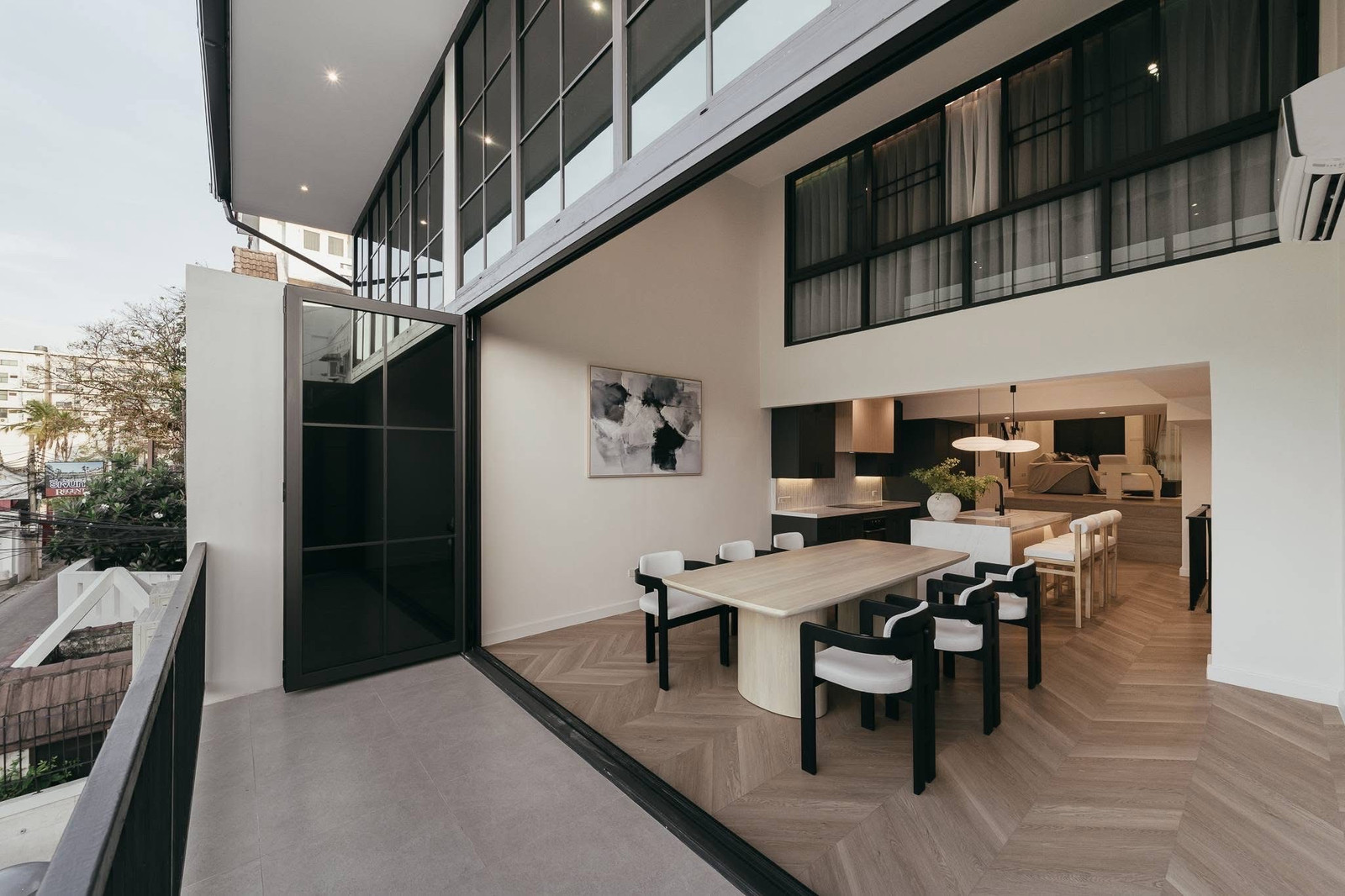For Rent Pets Friendly Luxurious Townhome in Sukhumvit 71 - Pridi Bhanomyong - W District Bangkok | BTS 350 Meters and St Andrews 950 Meters Only